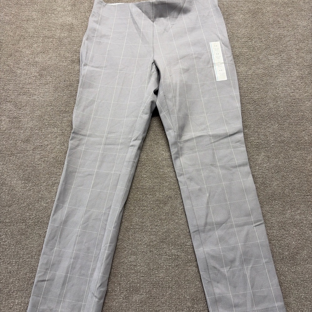 Elegant Women's Gray Checkered Pants 1650 - Picture 1 of 6